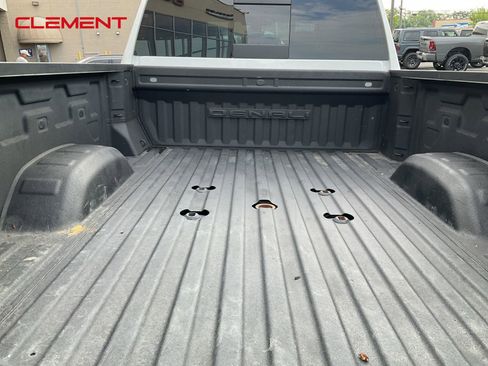 Used 2023 GMC Sierra 2500 Denali w/ Denali Ultimate Package image 6