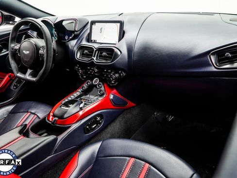 Used 2020 Aston Martin V8 Vantage Coupe image 17