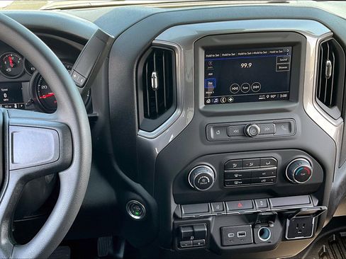 New 2025 Chevrolet Silverado 2500 W/T w/ WT Convenience Package image 7