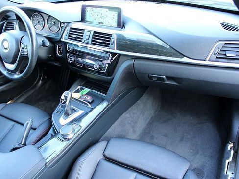 Used 2017 BMW 330i Sedan w/ Driver Assistance Package image 17