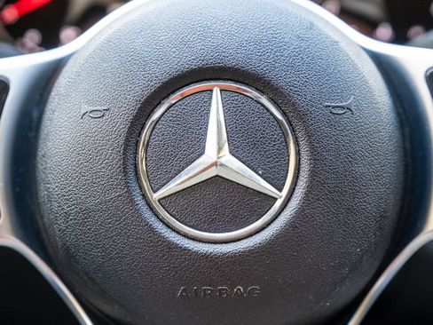 Used 2019 Mercedes-Benz C 300 Sedan image 19