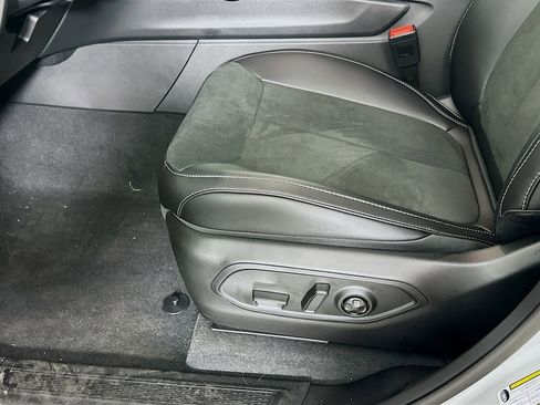 New 2026 Jeep Grand Cherokee Altitude AWD/4WD image 26