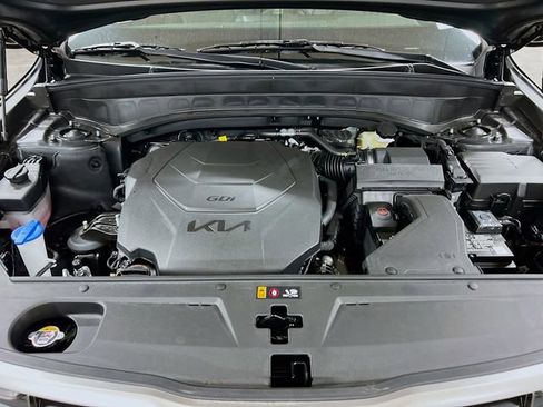 New 2025 Kia Telluride S image 34