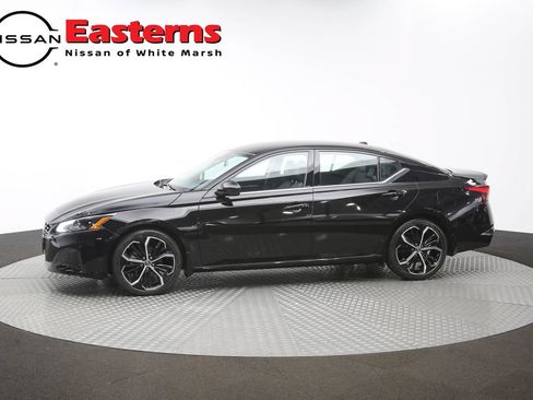 Used 2023 Nissan Altima 2.5 SR FWD image 57