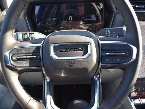 New 2026 GMC Terrain Denali w/ LPO, Floor Liner Package image 18