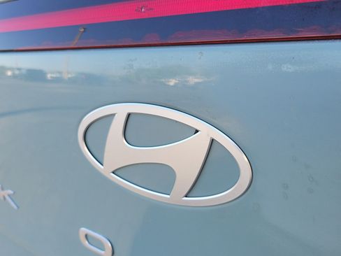 Used 2024 Hyundai Kona SEL image 9