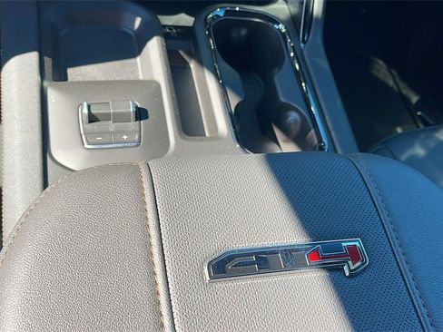 New 2026 GMC Sierra 2500 AT4 w/ AT4 Premium Plus Package image 21