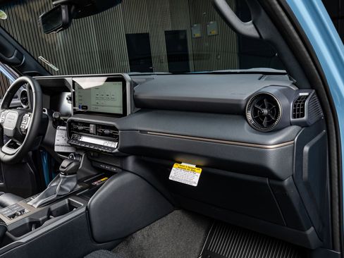 Used 2026 Toyota Land Cruiser image 18