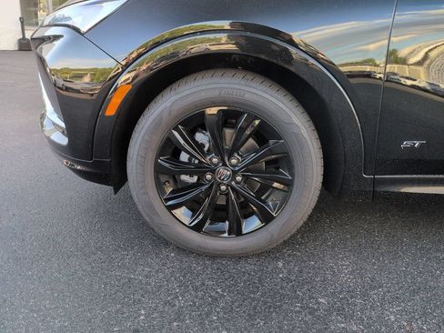 New 2026 Buick Envista Sport Touring w/ Convenience I Package FWD image 16