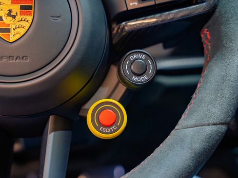 Used 2023 Porsche 911 GT3 RS image 34