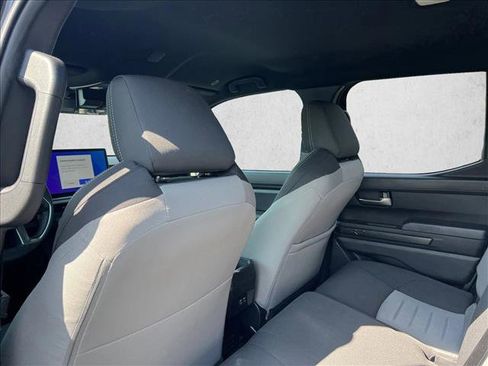 Used 2024 Toyota Tacoma TRD Sport image 16