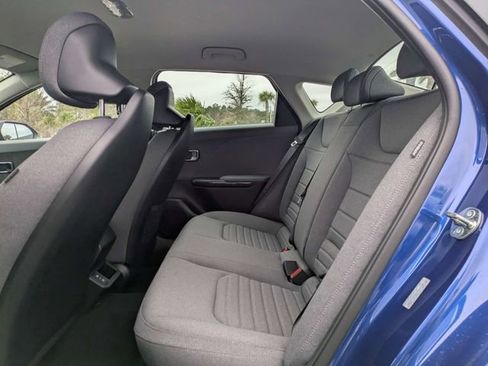 New 2025 Kia K4 EX image 12