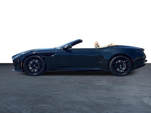 Used 2025 Aston Martin DB12 Convertible RWD image 27