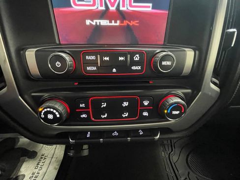 Used 2015 GMC Sierra 1500 SLE AWD/4WD image 17