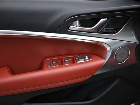 New 2025 Genesis G70 2.5T w/ Sport Prestige Package image 18