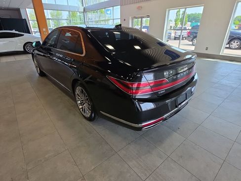 Used 2021 Genesis G90 5.0 Ultimate RWD image 12