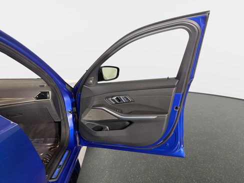 Used 2023 BMW M3 xDrive Competition AWD/4WD image 23
