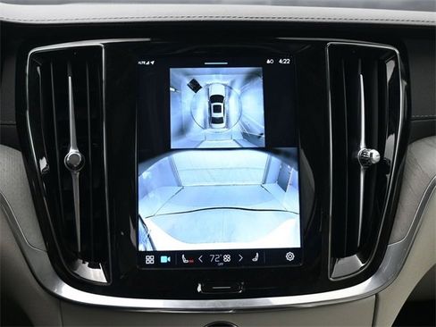 Used 2024 Volvo S60 B5 Ultimate image 21