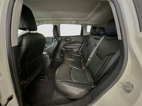 Used 2021 Jeep Compass Limited w/ Sun and Sound Group AWD/4WD image 29