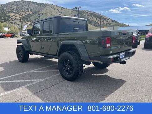 Used 2023 Jeep Gladiator Sport AWD/4WD image 6