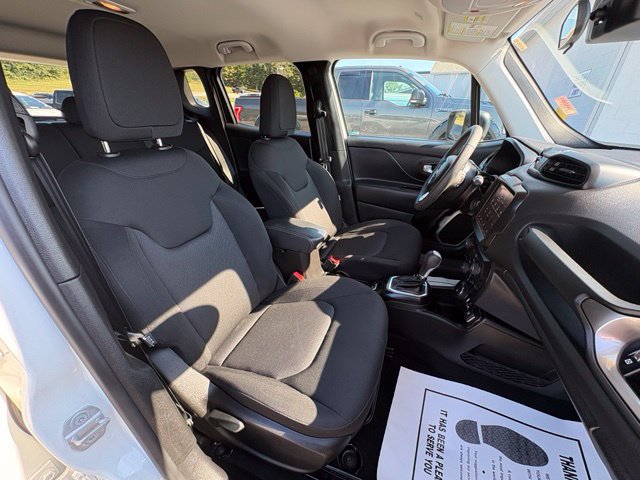 Used 2023 Jeep Renegade Latitude AWD/4WD image 26