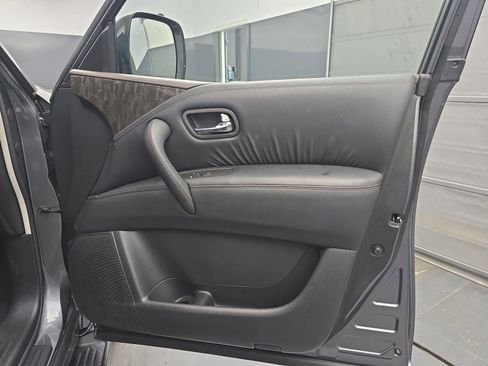 Used 2023 Nissan Armada Platinum w/ Captain's Chairs Package RWD image 47