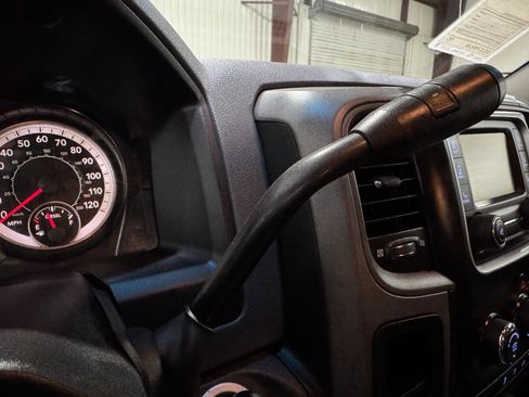 Used 2018 RAM 2500 Tradesman w/ Cold Weather Group AWD/4WD image 24