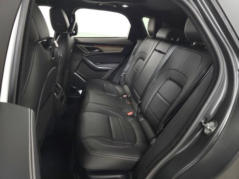 Used 2025 Jaguar F-PACE R-Dynamic S AWD/4WD image 36