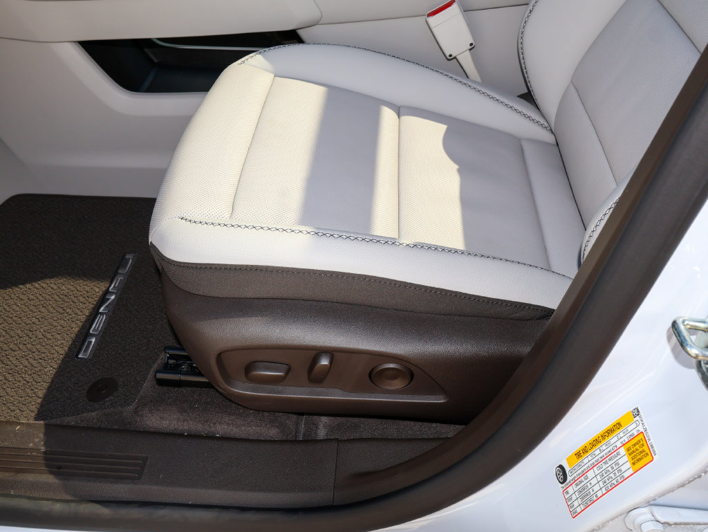 New 2027 GMC Terrain Denali AWD/4WD image 9