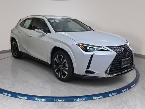 New 2025 Lexus UX 300h AWD image 3
