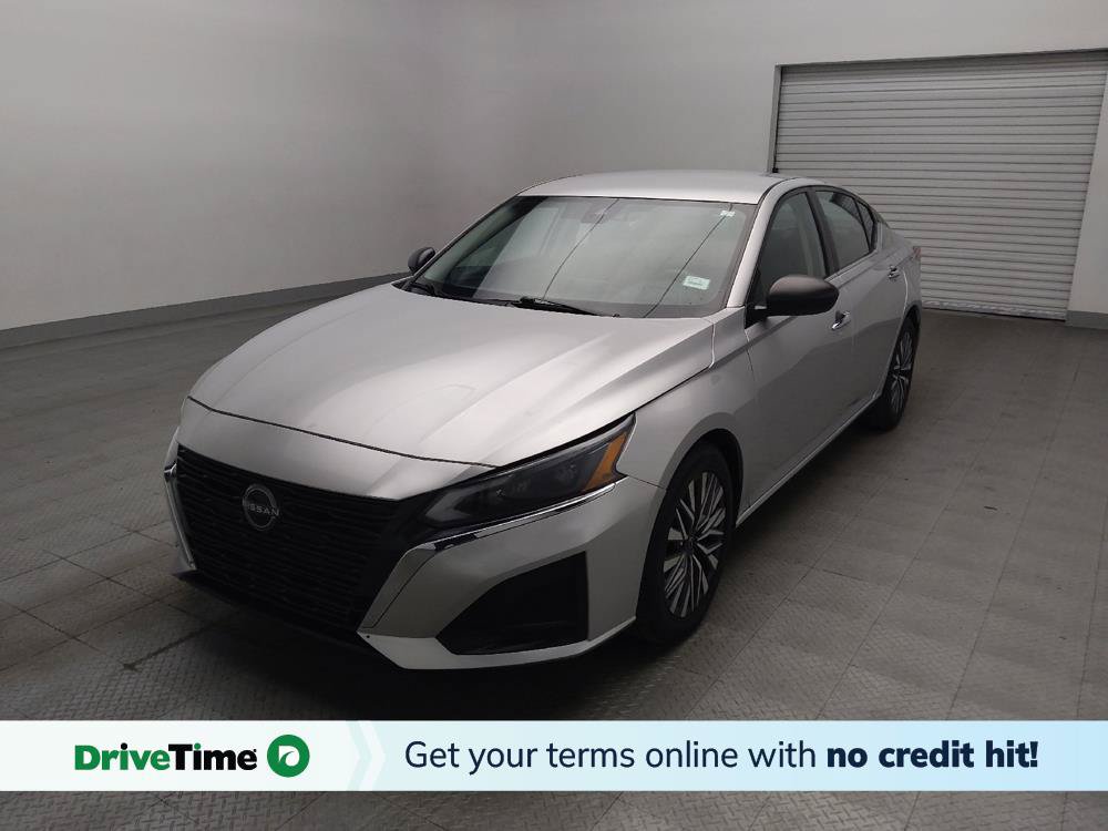 Used 2024 Nissan Altima 2.5 SV FWD image 1