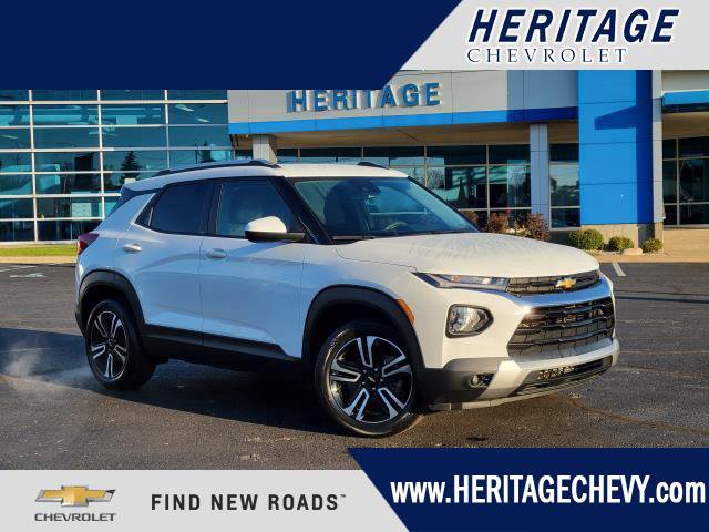 Used 2023 Chevrolet TrailBlazer LT w/ Convenience Package AWD/4WD image 1