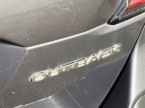 Used 2021 Subaru Outback Limited image 25