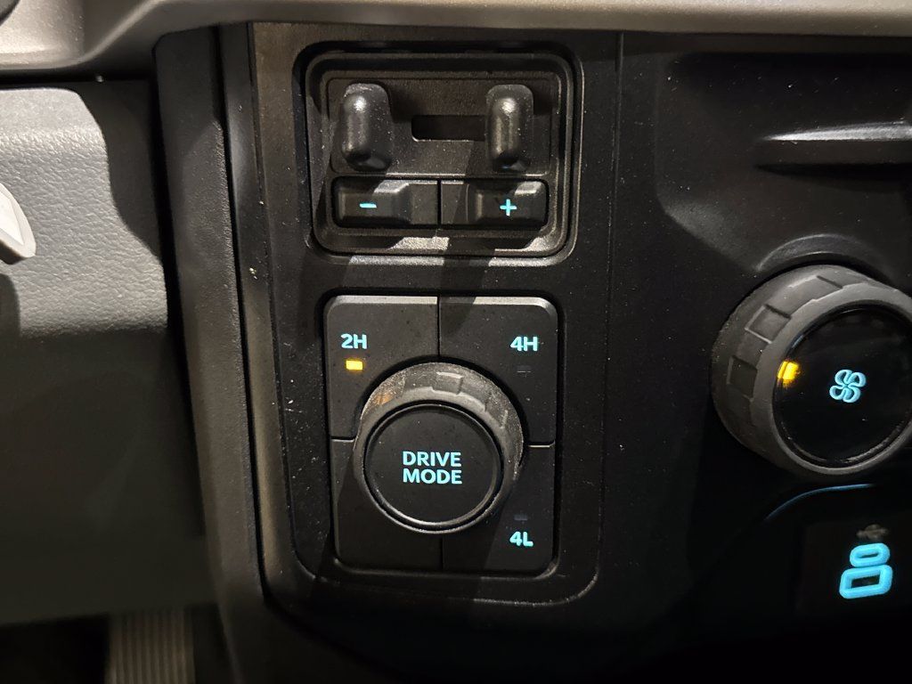 Used 2024 Ford F250 XLT AWD/4WD image 28