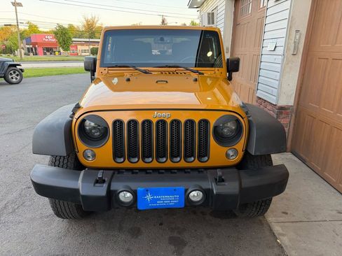 Used 2014 Jeep Wrangler Sport w/ Quick Order Package 24S AWD/4WD image 8