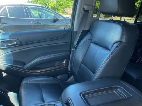 Used 2015 Chevrolet Tahoe LT AWD/4WD image 11