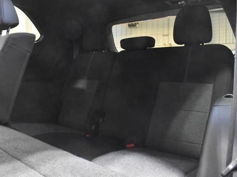 Used 2025 GMC Acadia Elevation image 6