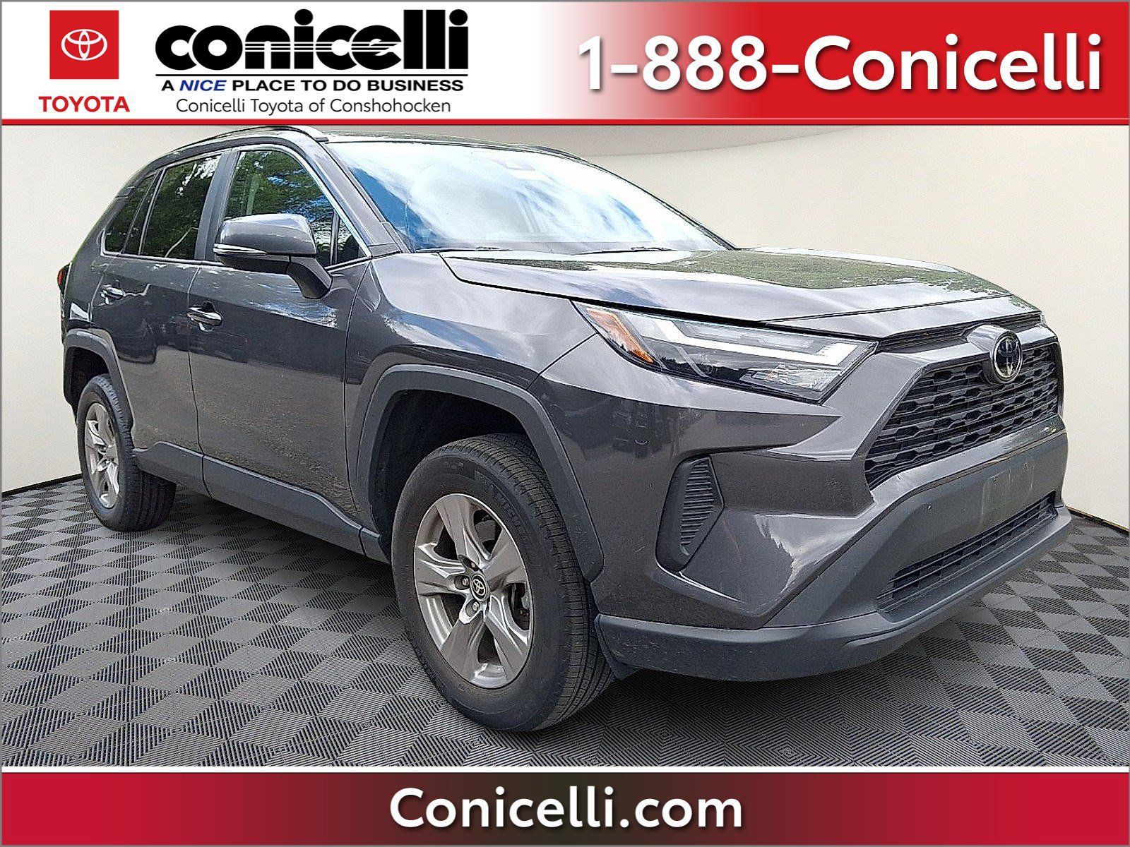 Used 2025 Toyota RAV4 XLE AWD/4WD image 1
