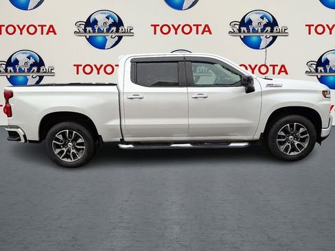 Used 2019 Chevrolet Silverado 1500 RST image 11