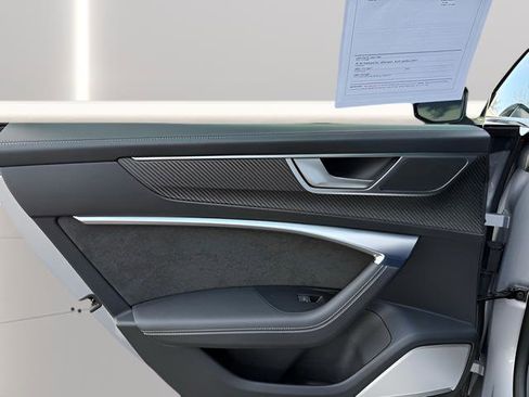 Used 2021 Audi RS 7 Sportback w/ Black Optic Package image 27