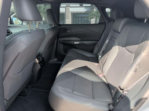 Used 2025 Lexus RX 350 Premium w/ Accessory Package (Z1) FWD image 25