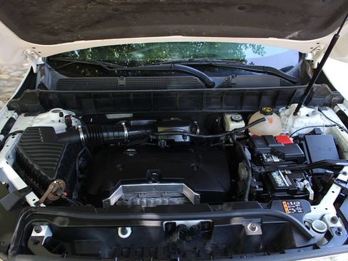 Used 2018 GMC Acadia SLE FWD image 38
