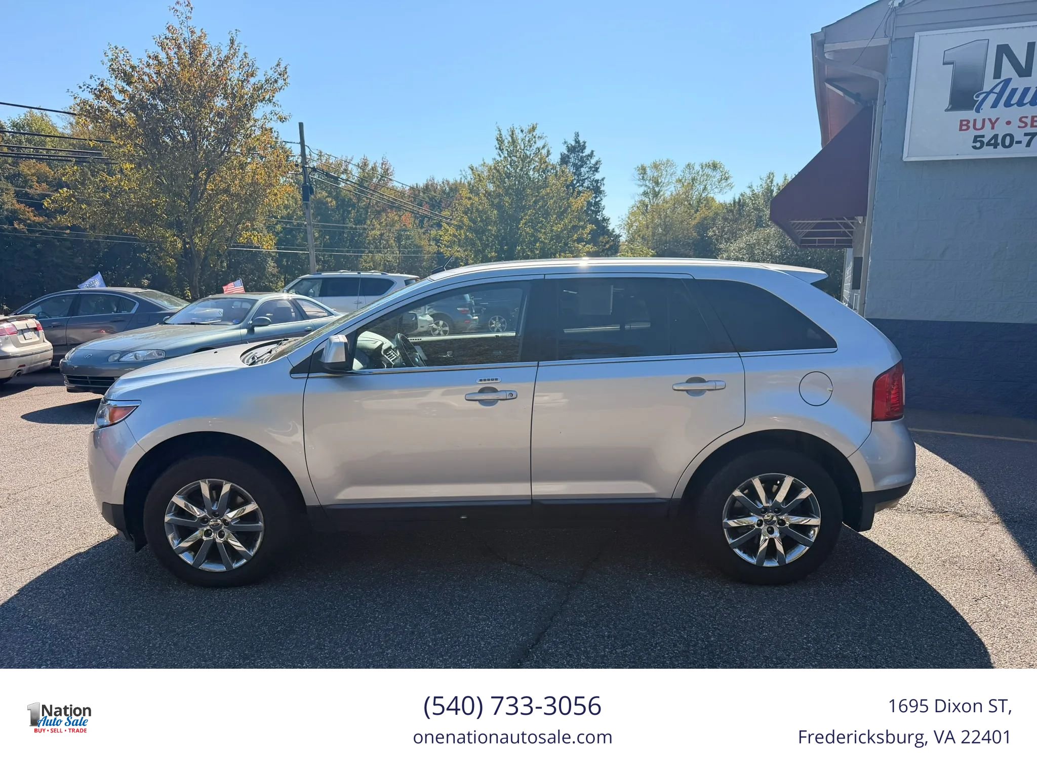 Used 2011 Ford Edge Limited w/ Driver Entry Pkg FWD image 3