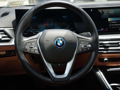 Certified 2023 BMW i4 eDrive35 w/ Premium Package RWD image 8