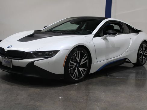 Used 2017 BMW i8 AWD/4WD image 6