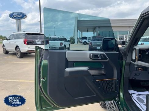 Used 2022 Ford Bronco Badlands AWD/4WD image 10