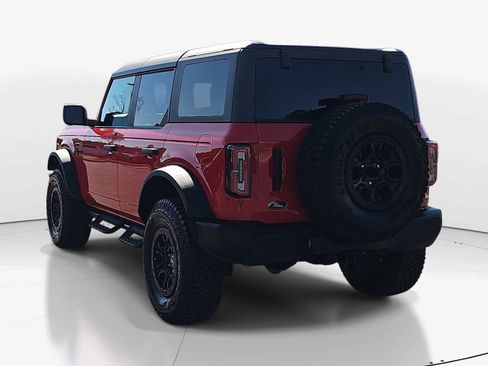 Used 2023 Ford Bronco Wildtrak image 5