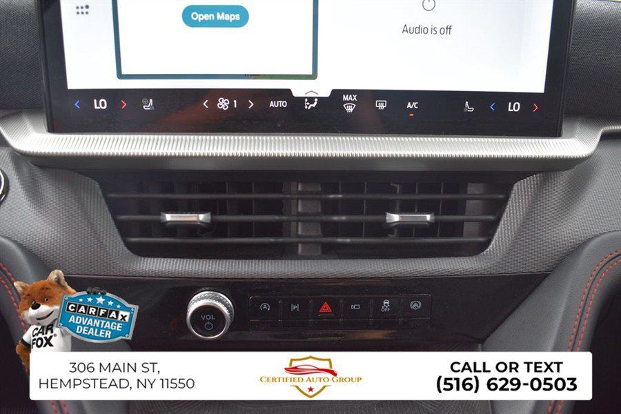 Used 2025 Ford Explorer ST-Line w/ ST-Line Street Pack AWD/4WD image 18