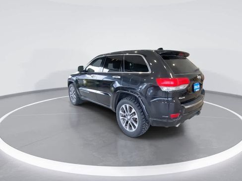 Used 2017 Jeep Grand Cherokee Overland image 6