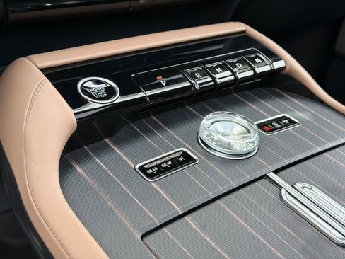 New 2026 Lincoln Navigator L Black Label AWD/4WD image 30